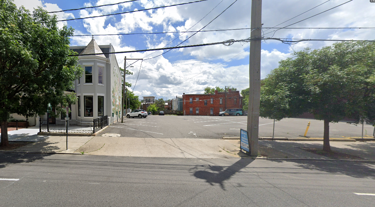 Photo of 1114 W Main St. (1123 W Main St.) - 1123 W Main Lot