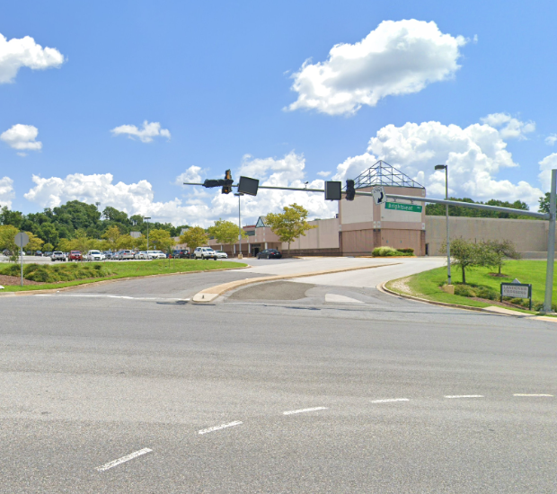 Photo of 2053 Brightseat Rd. (8511 Landover Rd.) - Miller Market Plaza Lot