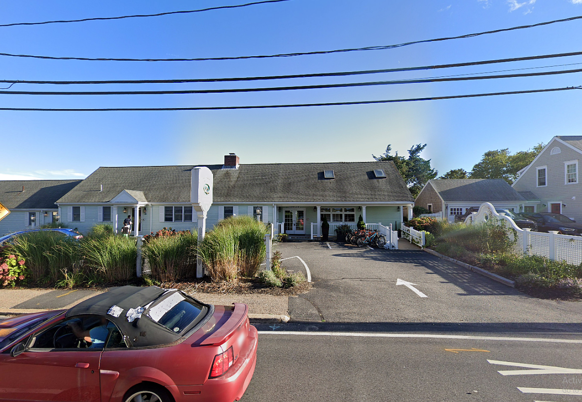 Photo of 1 South St. - Anchor-In Lot