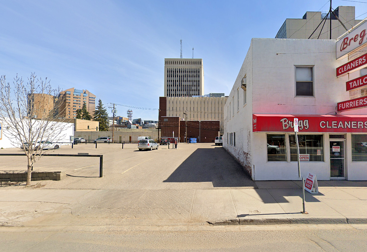 Photo of 1931 Albert St. - Commercial Printers Lot 114