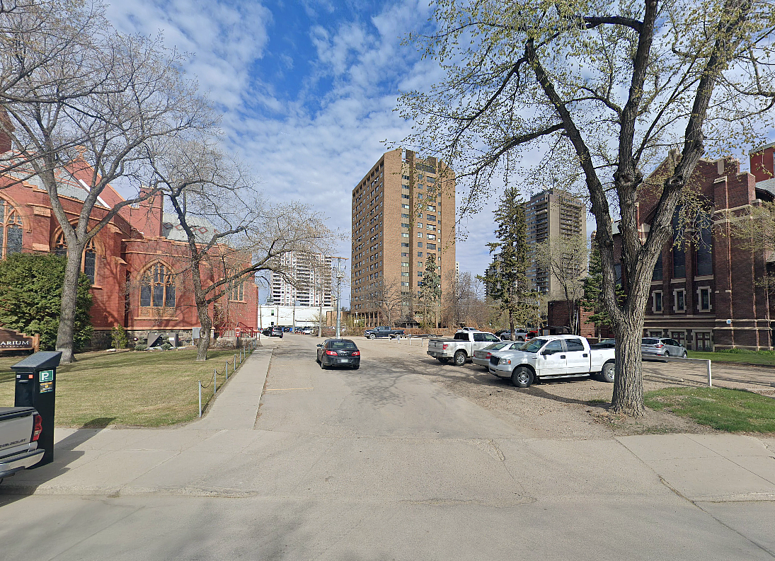Photo of 816 Spadina Crescent E - Lot #47