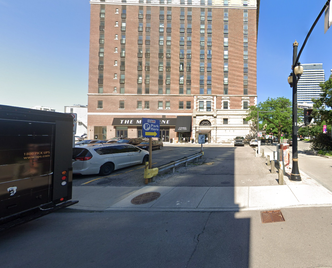 Photo of 8 Catharine St. S (112 King St. E) - Lot