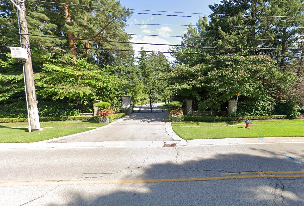 Photo of 2100 Lakeshore Rd. E - Lot