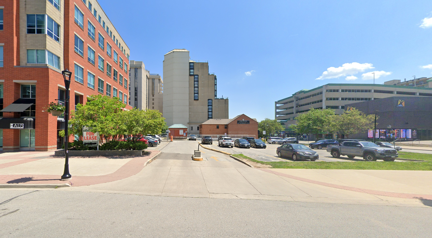 Photo of 1504 Elgin St. (390 Brant St.) - Lot