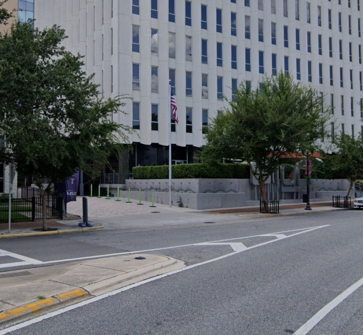 Photo of Aloft Orlando Downtown Valet. - 208 N Lucerne Cir. W