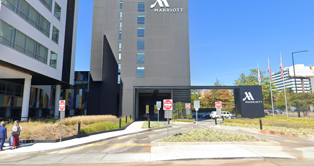 Photo of 525 Henley St. - Marriott Knoxville Downtown Valet