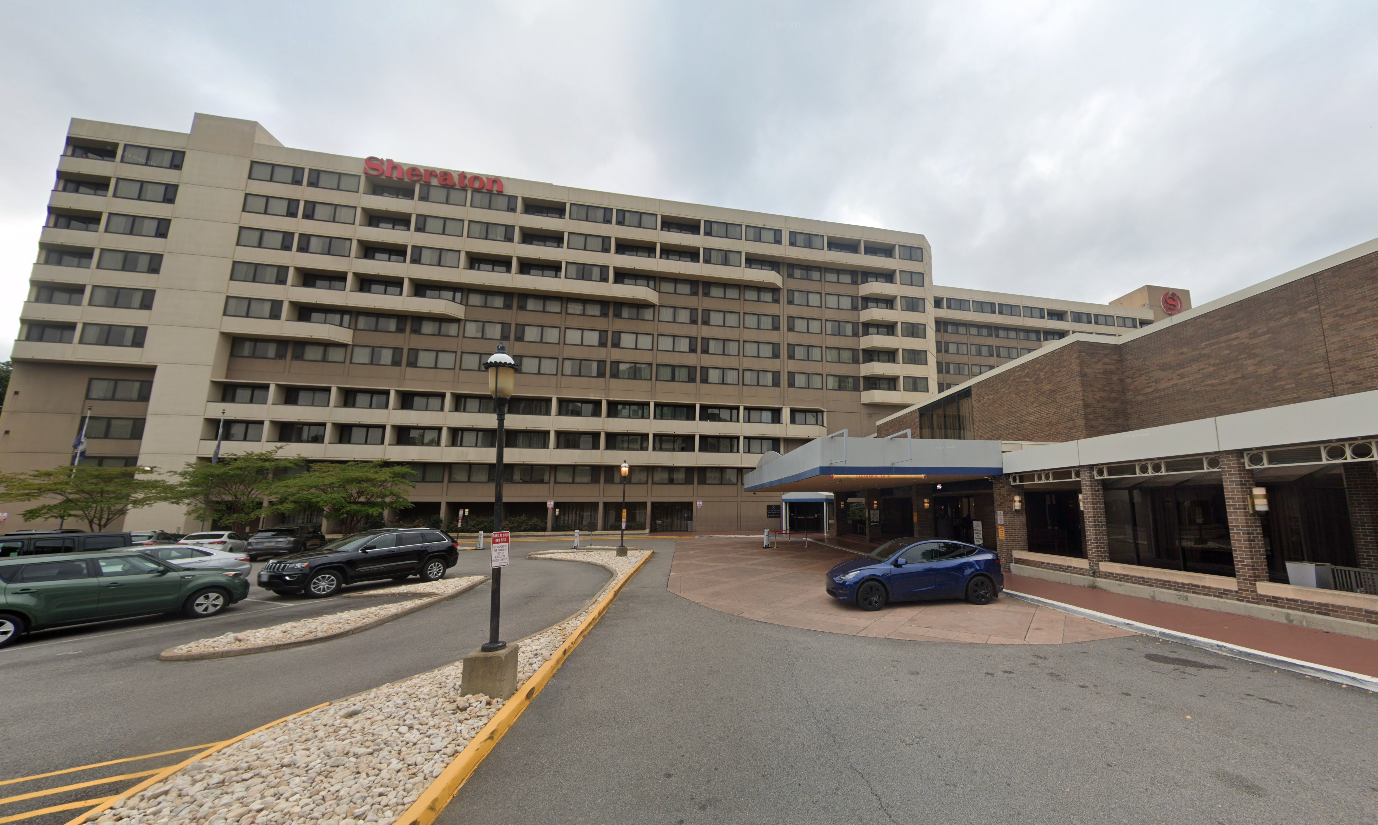 Photo of 777 Waterside Dr. - Sheraton Norfolk Waterside Valet