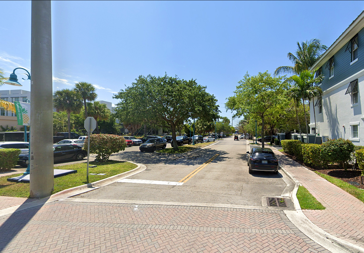 Photo of 160 NE 3rd Ave. (325 NE 2nd St.) - Lot