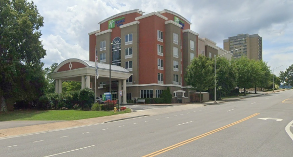 Photo of Holiday Inn Express & Suites Chattanooga Downtown. - 416 W M.L.K. Blvd