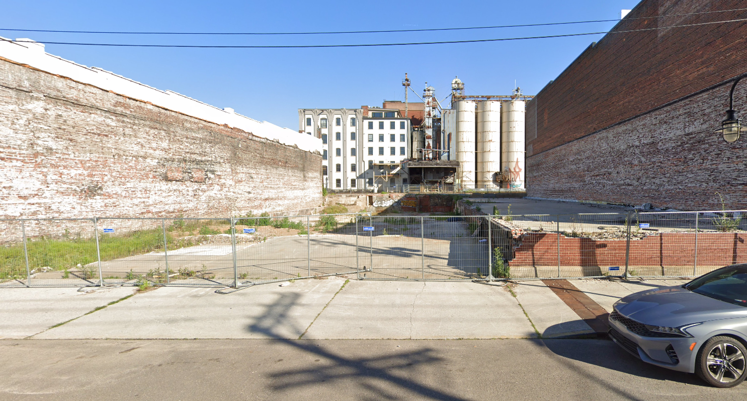 Photo of 115 E Jackson Ave. - Lot
