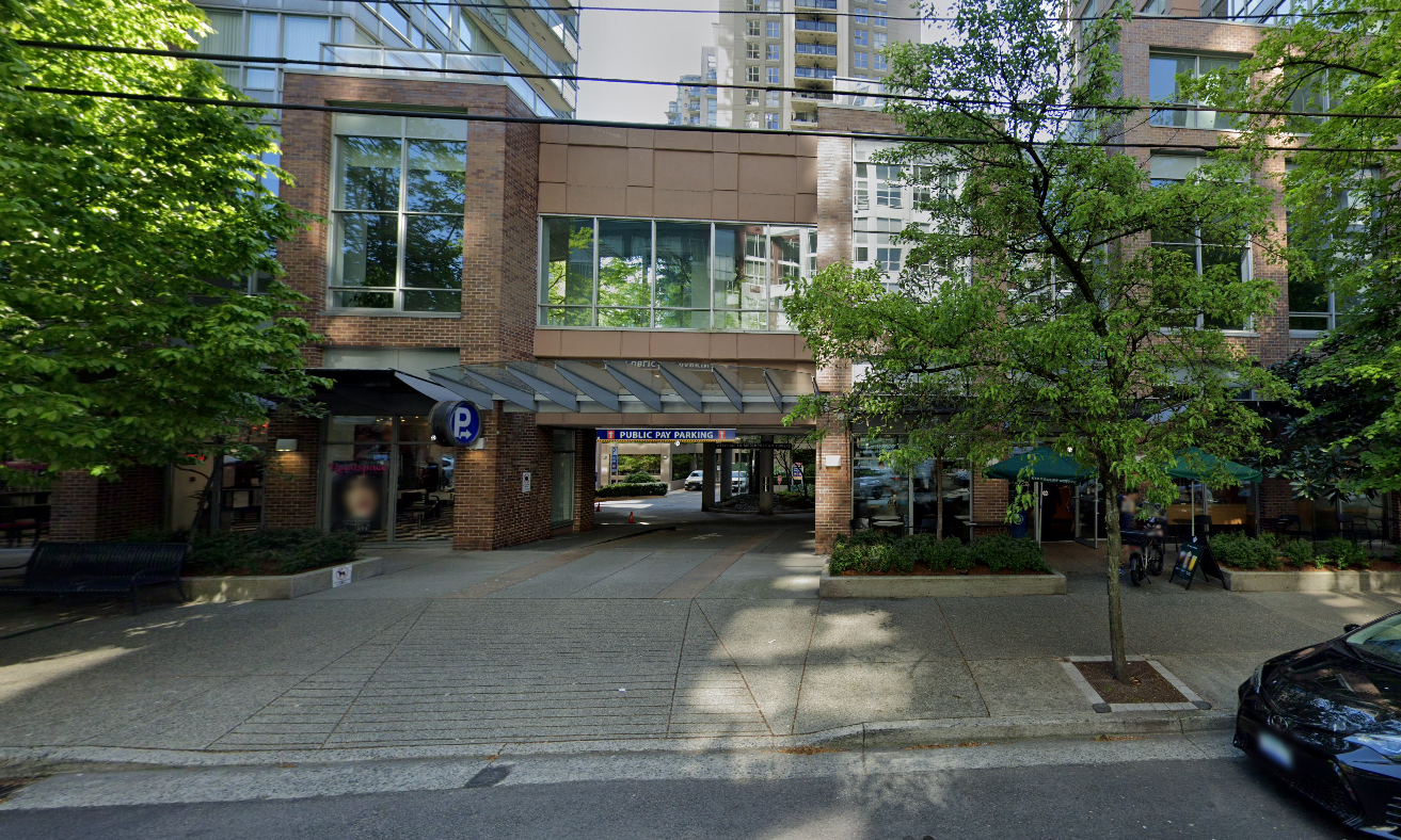 Photo of 930 Seymour St. - Metropolitan Towers Garage