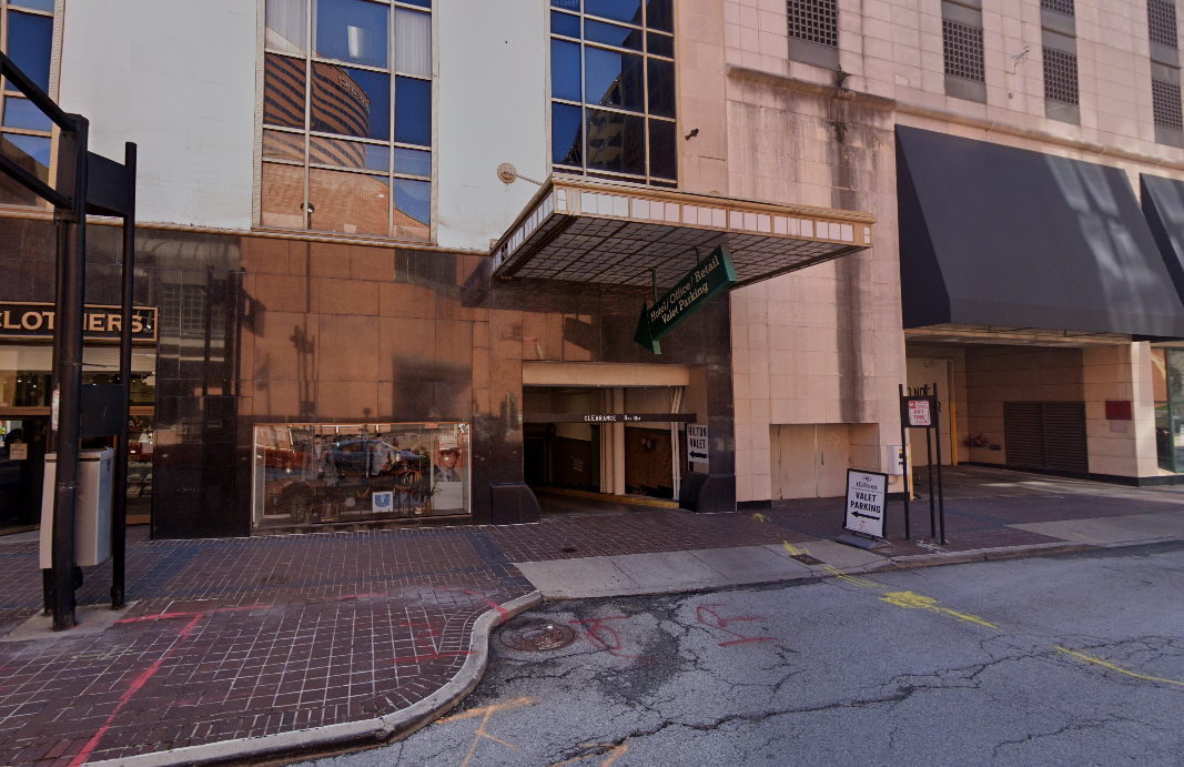Photo of 418 Race St. (412 Race St.) - Hilton Netherland Plaza Garage