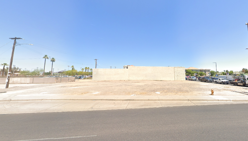 Photo of 313 N 7th St. (702 E Van Buren St.) - Lot