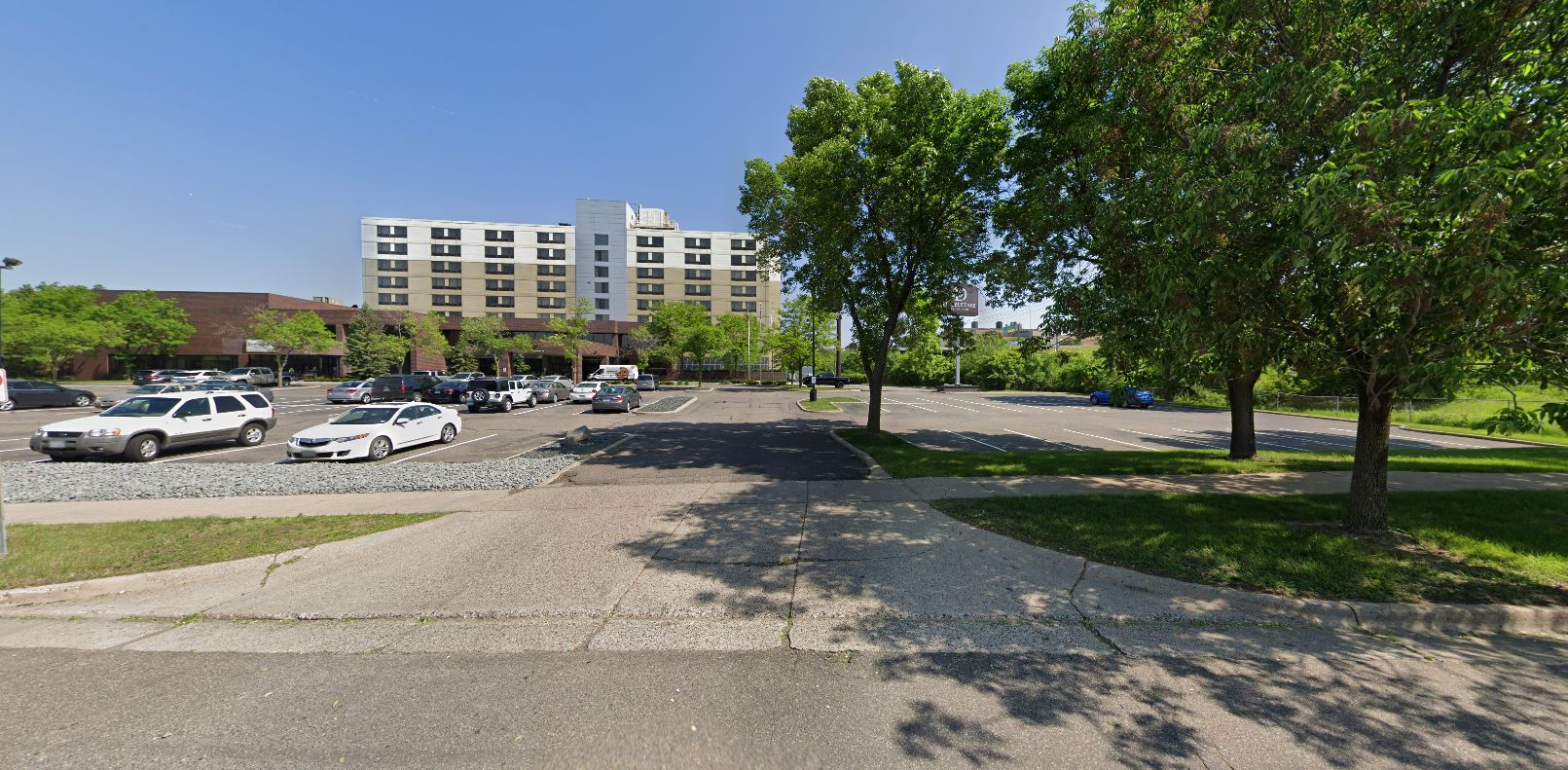 Photo of 2201 Burns Ave. - DoubleTree by Hilton Saint Paul East Lot