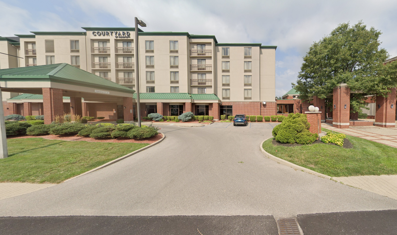 Photo of Courtyard Bloomington. - 310 S College Ave