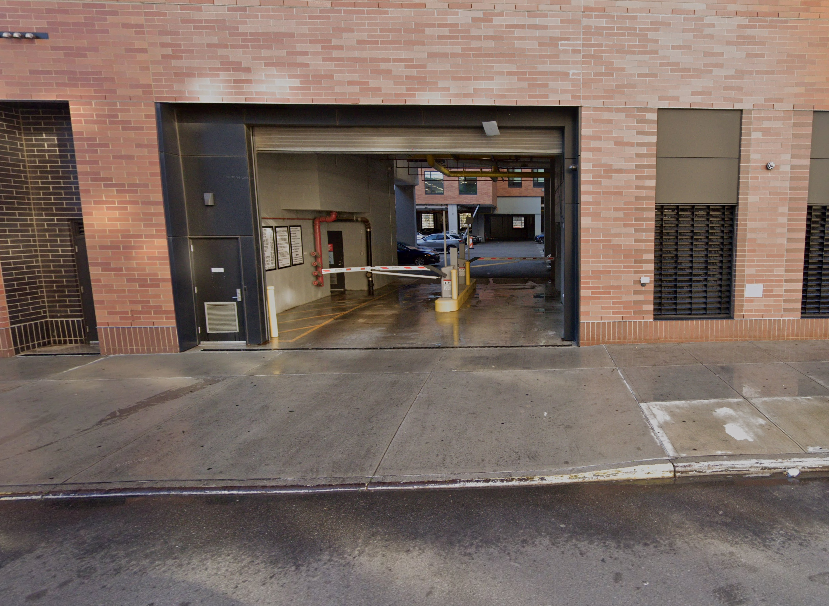 Photo of 2943 W 20th St. (2926 W 19th St.) - Garage