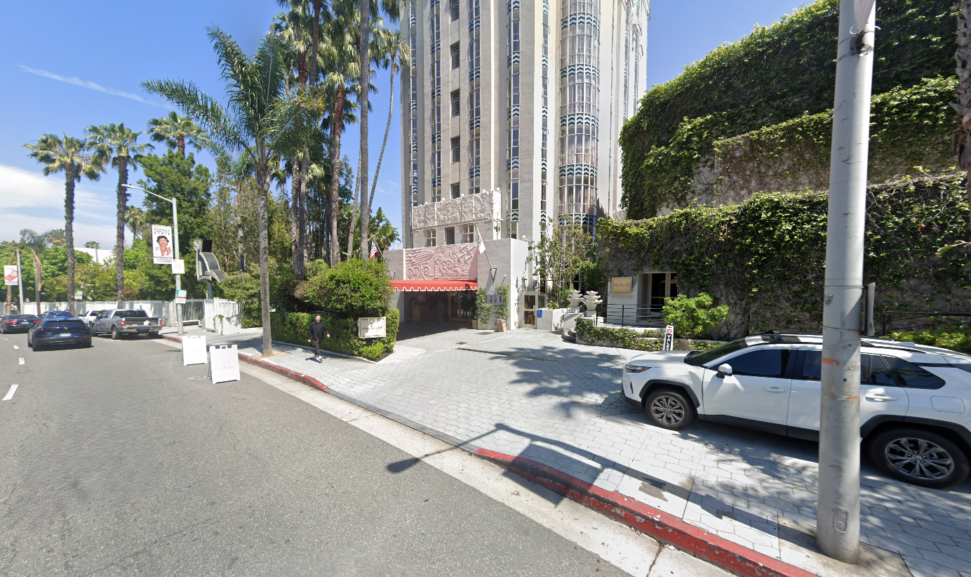 Photo of 8358 W Sunset Blwd. - Valet Stand