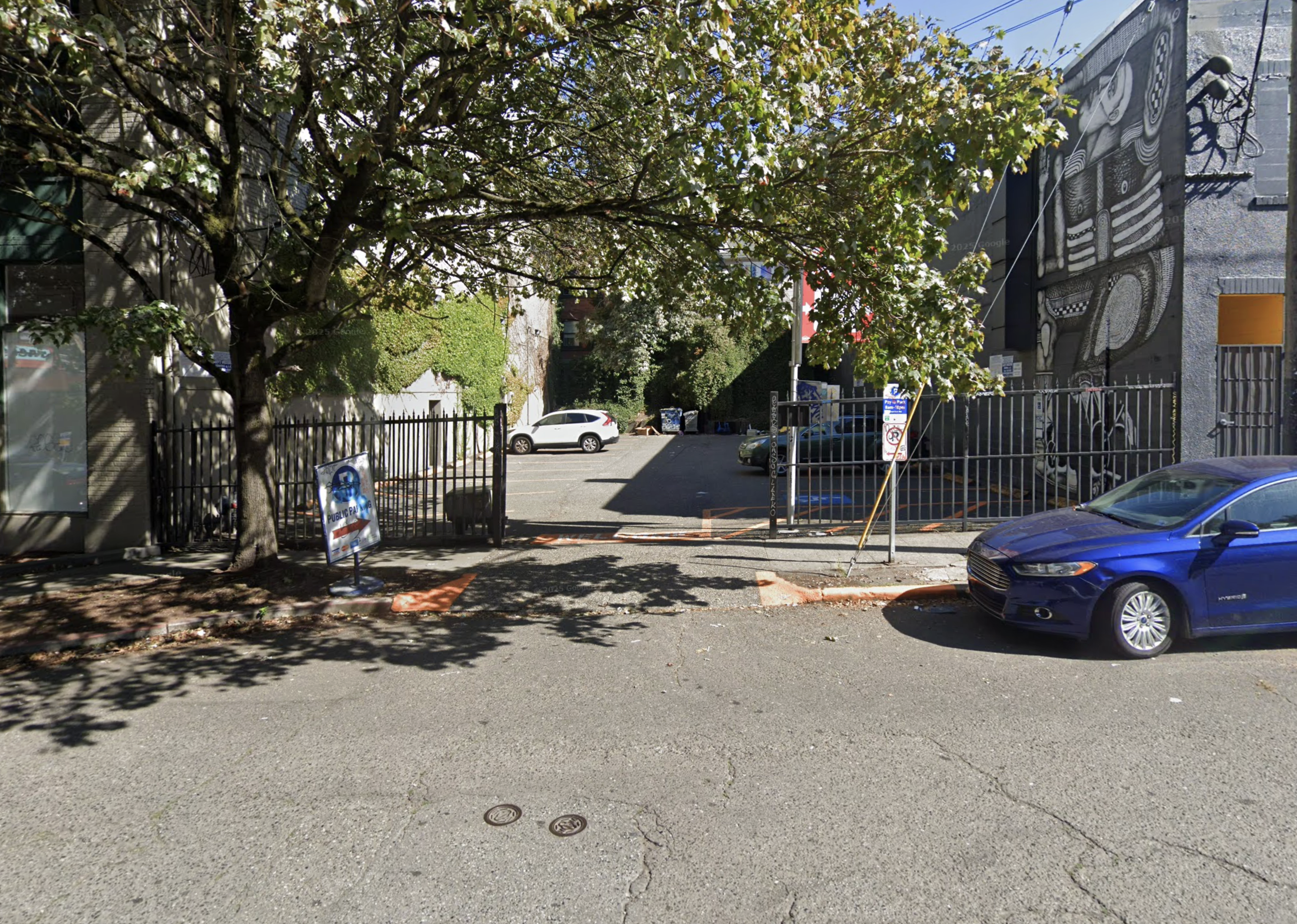 Photo of 1523 Summit Ave. - Lot