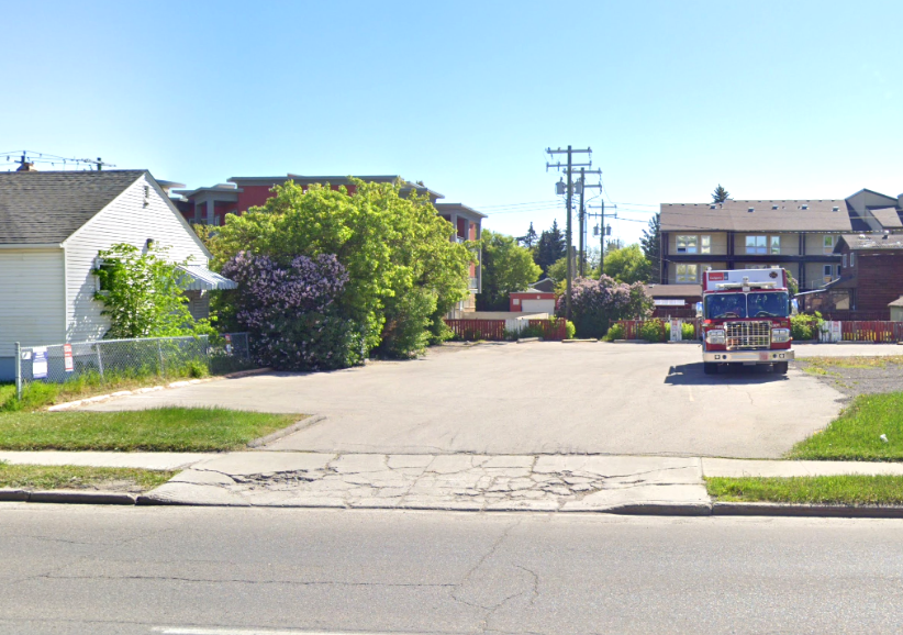 Photo of 1906 Centre St. N - Lot (G0121)