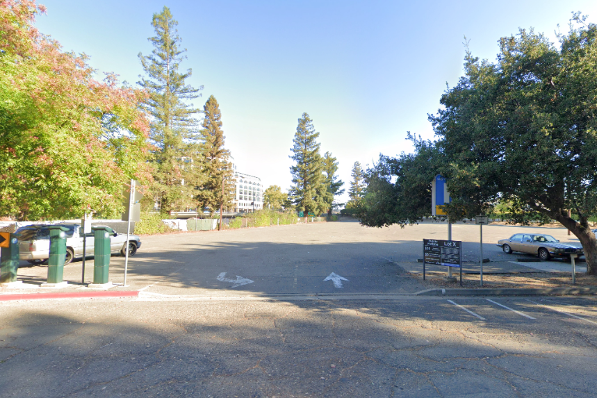 Photo of 201 N St. - X Lot