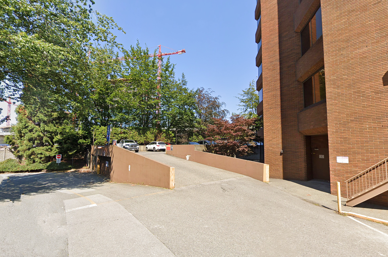 Photo of 1454 Pennyfarthing Dr. (1441 Creekside Dr.) - Lot #177