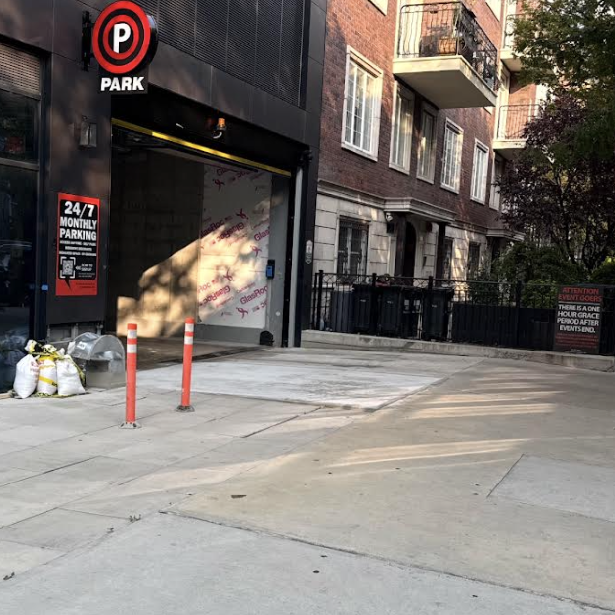 Photo of 375 Dean St. - Garage