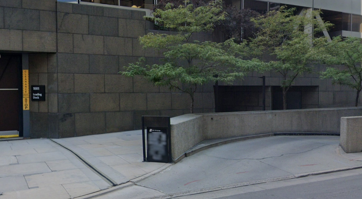 Photo of 1755 Curtis St. (1001 17th St.) - Garage