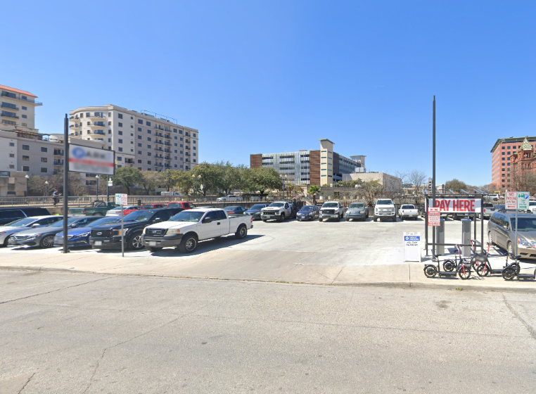 Photo of 433 Jack White Wy. (231 E Nueva St.) - Lot