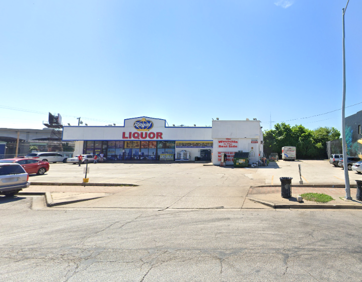 Photo of 801 Southwest Blvd. - Royal Liquor Lot