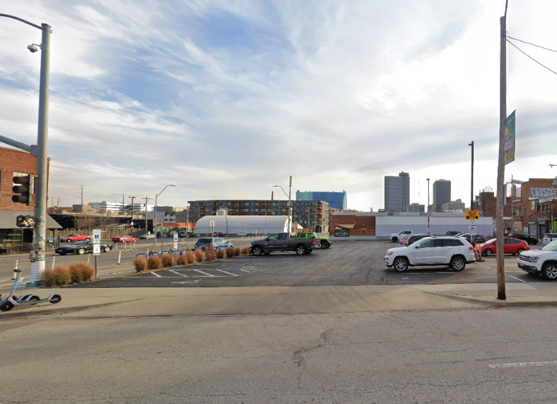 Photo of 315 E 18th St. (1800 Oak St.) - Lot
