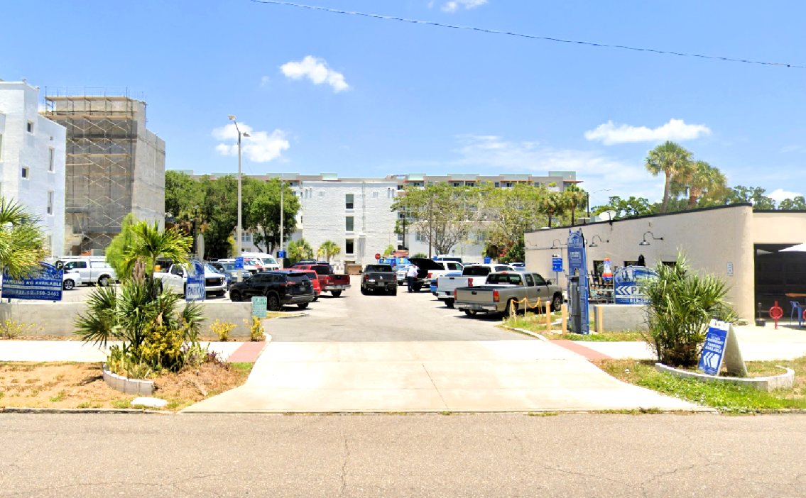 Photo of 231 2nd Ave. N - 2nd Avenue Lot