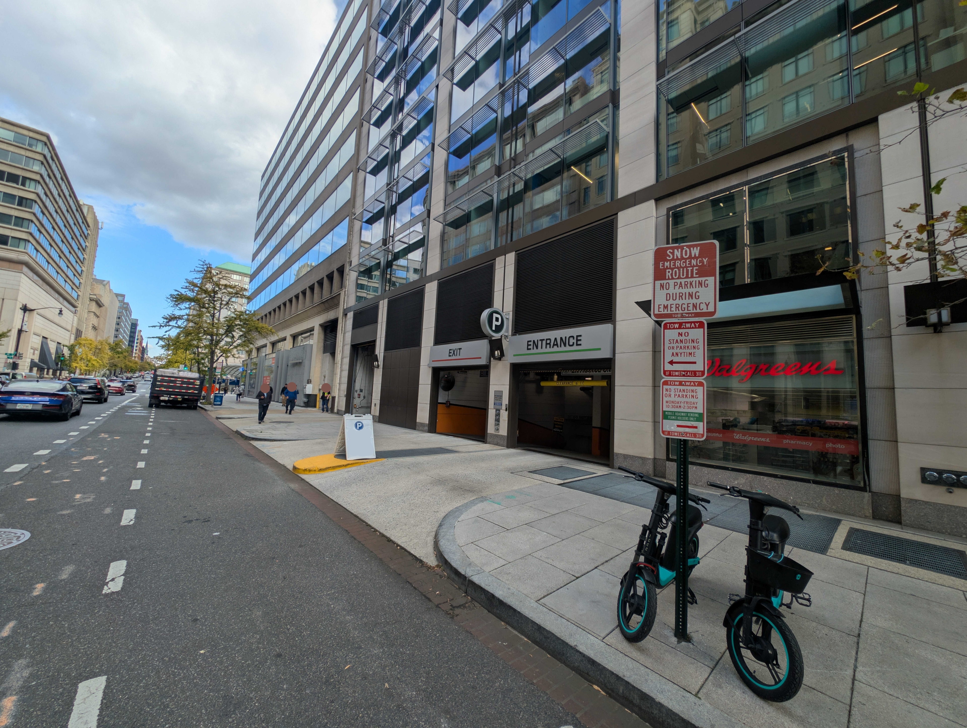 Photo of 603 12th St. NW (1155 F St. NW) - Garage