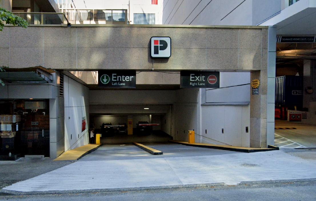 Photo of 757 Seymour St. (777 Seymour St.) - Vancouver House Garage