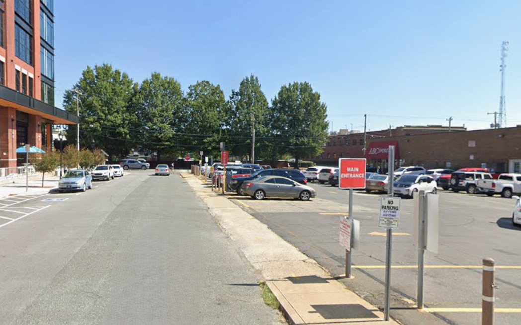 Photo of 140 Winona St. (1426 S Tryon St.) - Lot