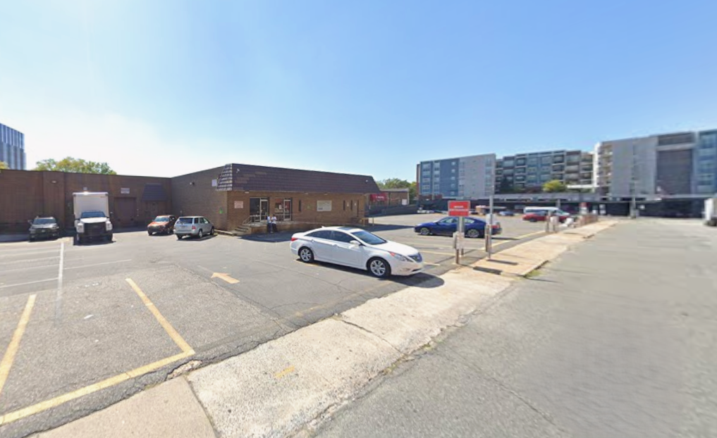 Photo of 140 Winona St. (1426 S Tryon St.) - Lot