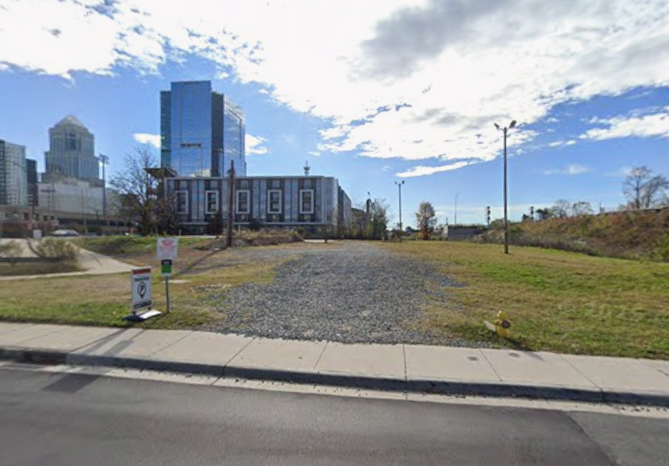 Photo of 531 W 4th St. -  Lot