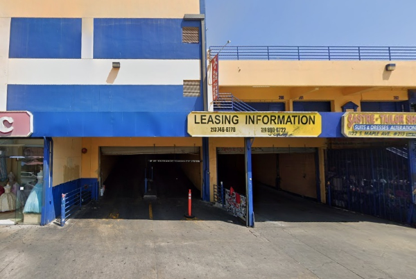 Photo of 1122 Maple Ave. - Garage