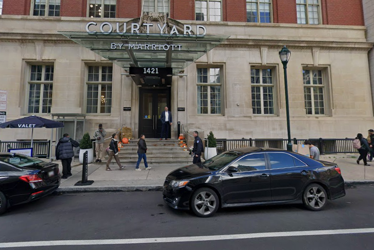 Photo of 1421 Arch St. - Courtyard Hotel Downtown Valet Stand