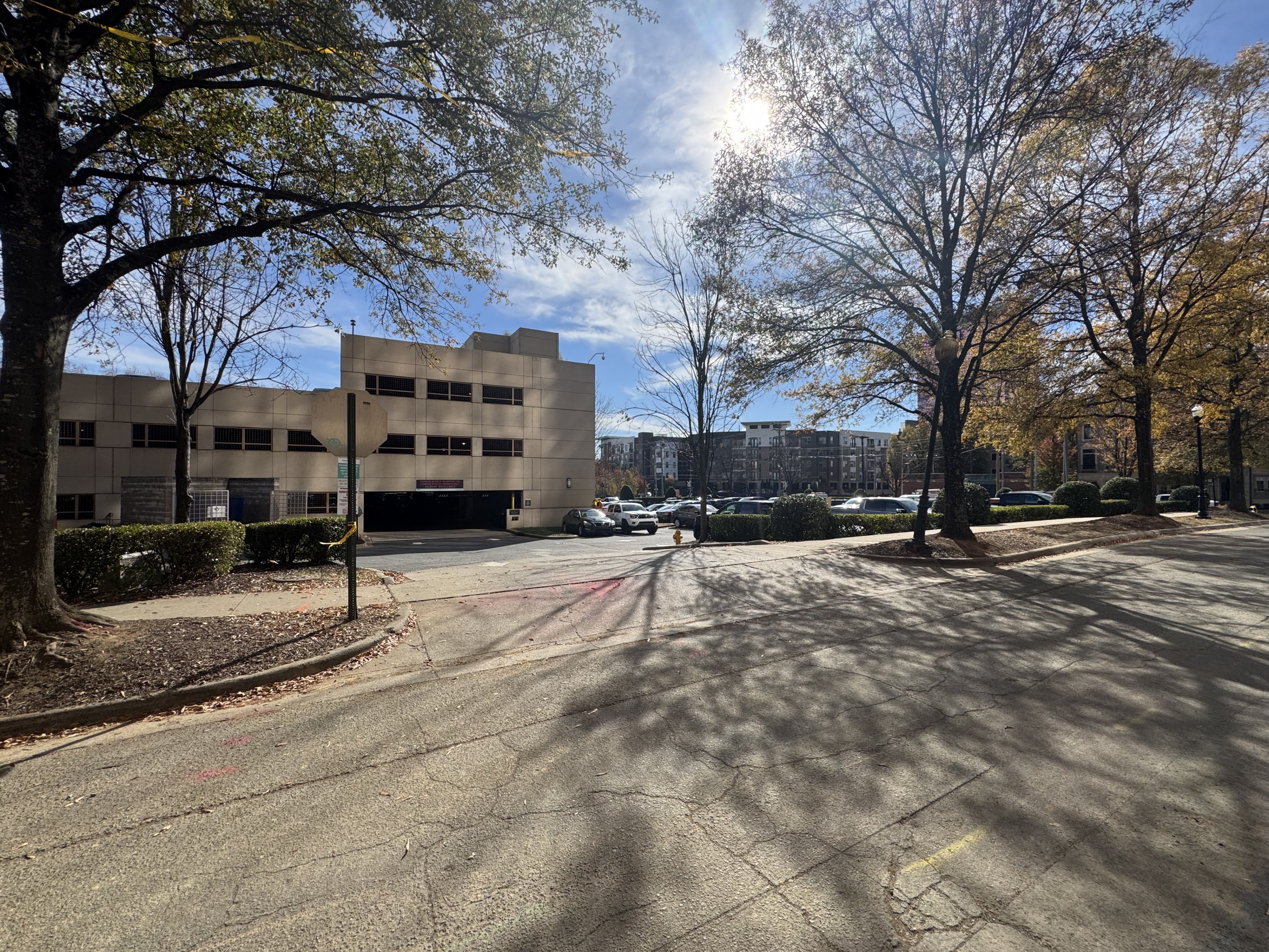 Photo of 1001 Morehead Square Dr. - Garage