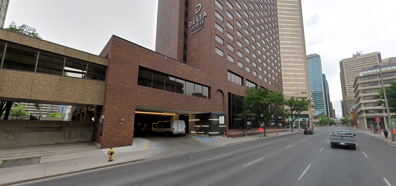 Photo of 209 4 Ave. SE - Delta Hotel Garage - L3112