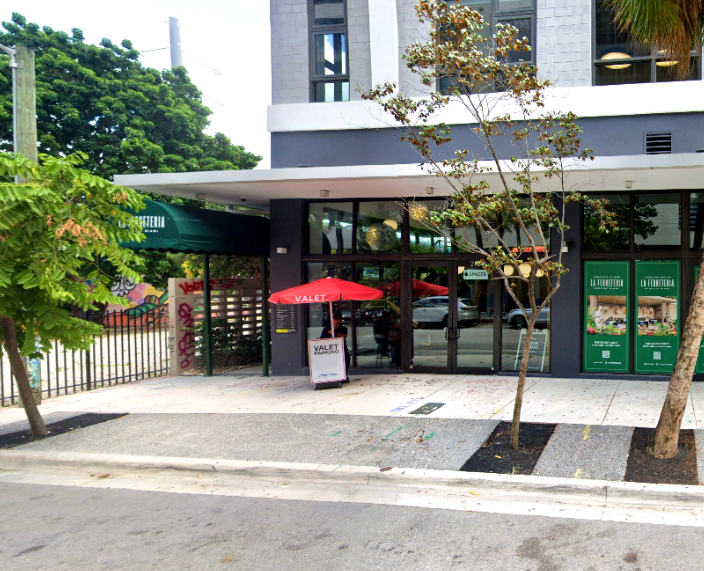 Photo of 218 NW 24th St. - Valet Stand