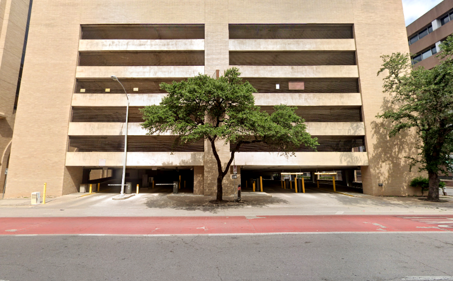 Photo of 1576 Guadalupe St. (400 W 15th St.) - Garage