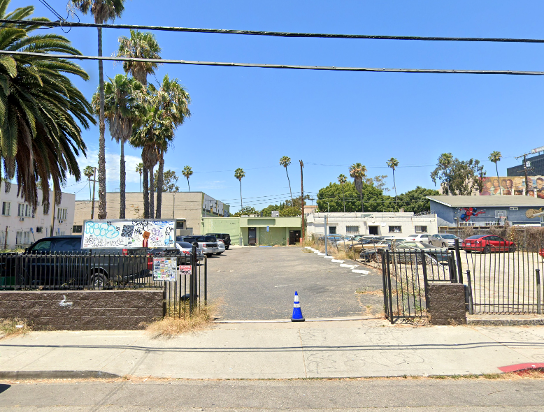 Photo of 1539 N McCadden Pl. - Lot