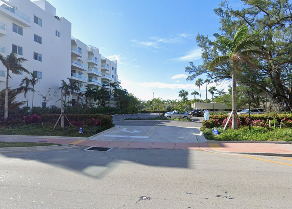 Photo of 6372 Collins Ave. - Lot
