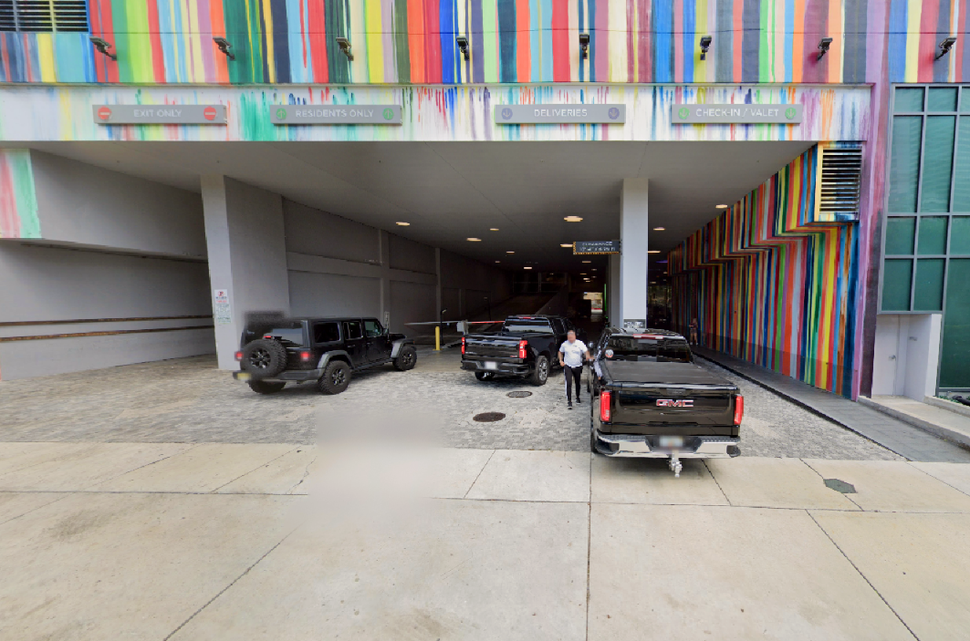 Photo of 15 SW 14th St. (1300 S Miami Ave.) - Dua Miami Brickell Valet Stand