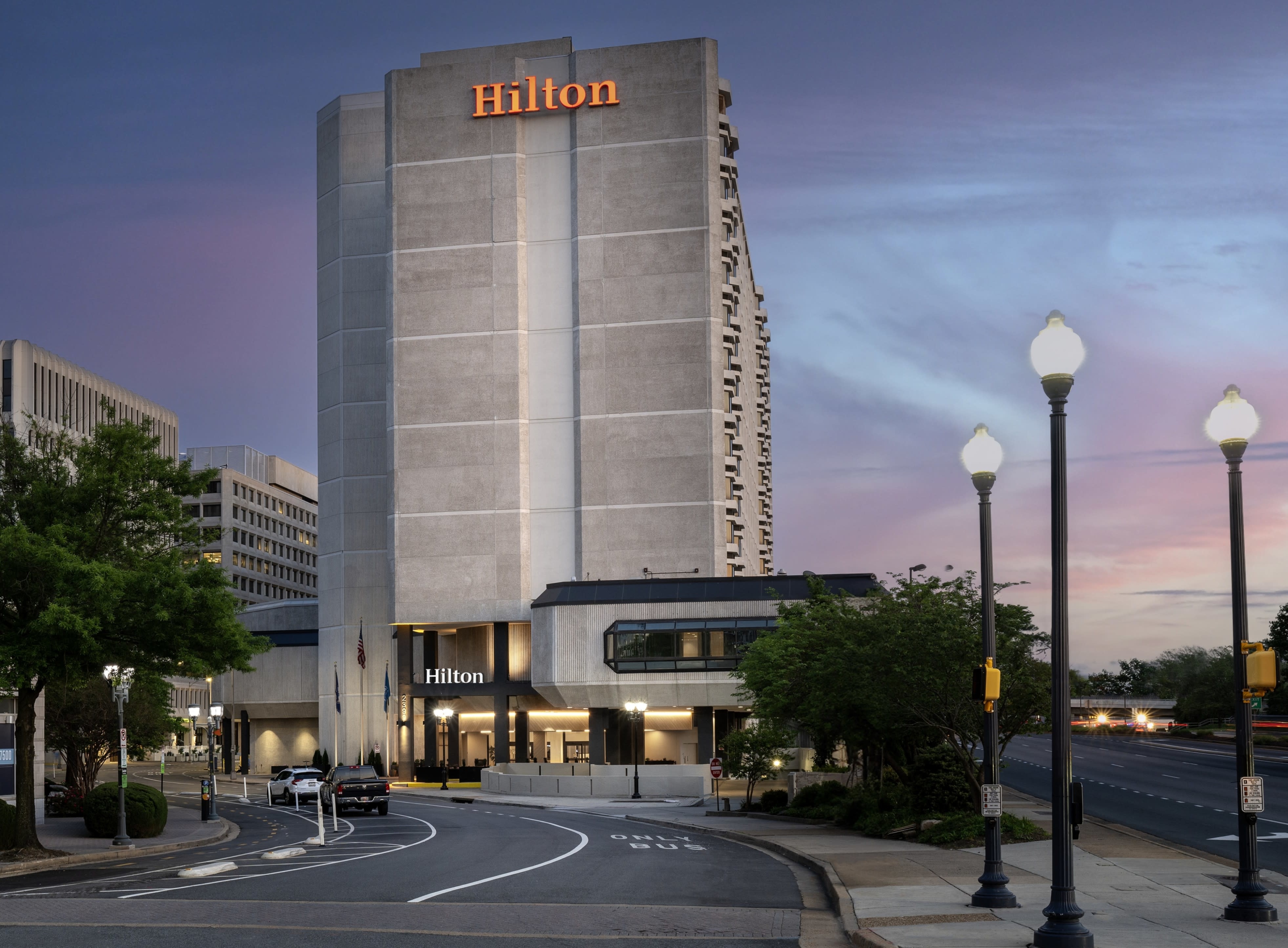 Photo of Hilton Arlington National Landing Airport - Covered Self Park