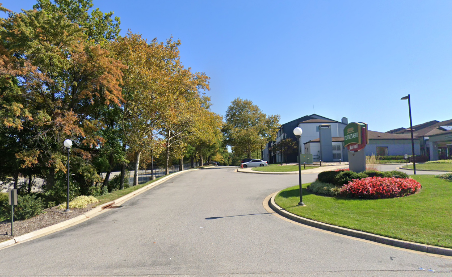 Photo of Courtyard by Marriott Baltimore BWI Airport - Uncovered Self Park