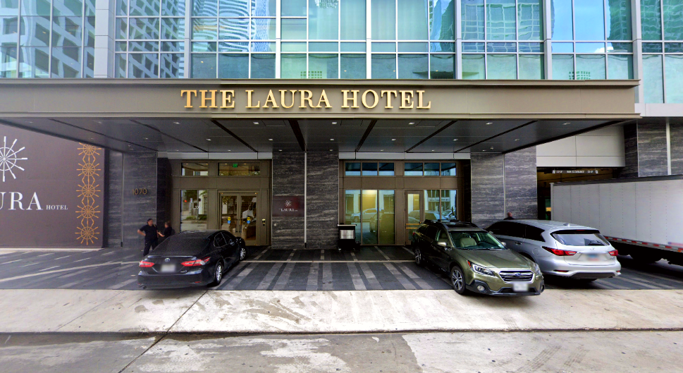Photo of 1070 Dallas St. - The Laura Hotel Houston Downtown Valet Stand