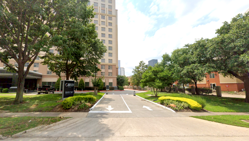 Photo of 2400 W Loop S - The Chifley Valet Stand