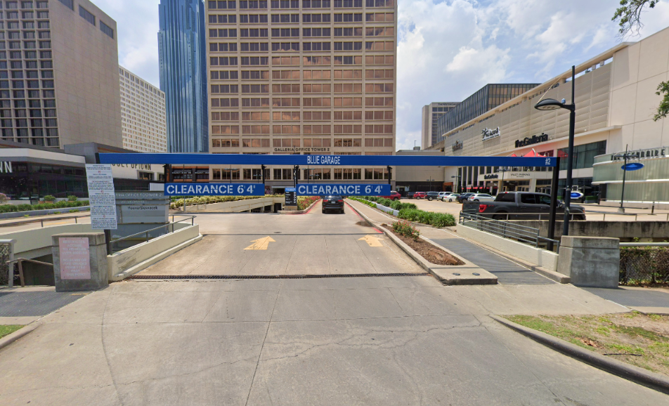 Photo of 5011 Westheimer Rd. - The Westin Oaks Houston Valet Stand